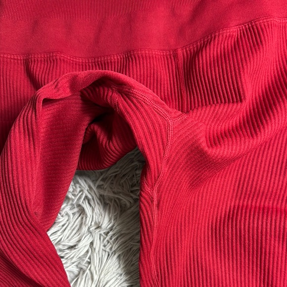 Spiritual gangster love seamless Ribbed High-Waisted Leggings size m/l - Picture 5 of 6